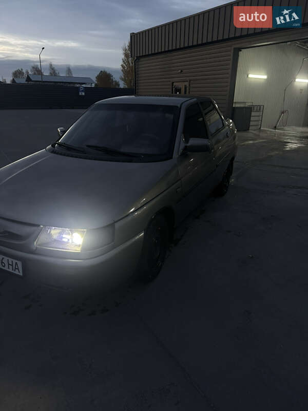 Седан ВАЗ / Lada 2110 2000 в Києві фото 8 Седан ВАЗ / Lada 2110 2000 в Києві