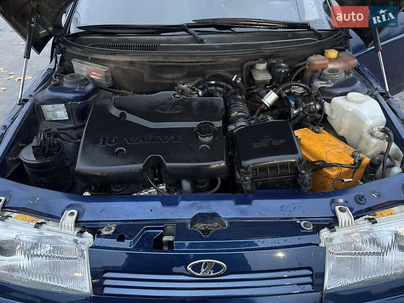 Седан ВАЗ / Lada 2110 2005 в Днепре