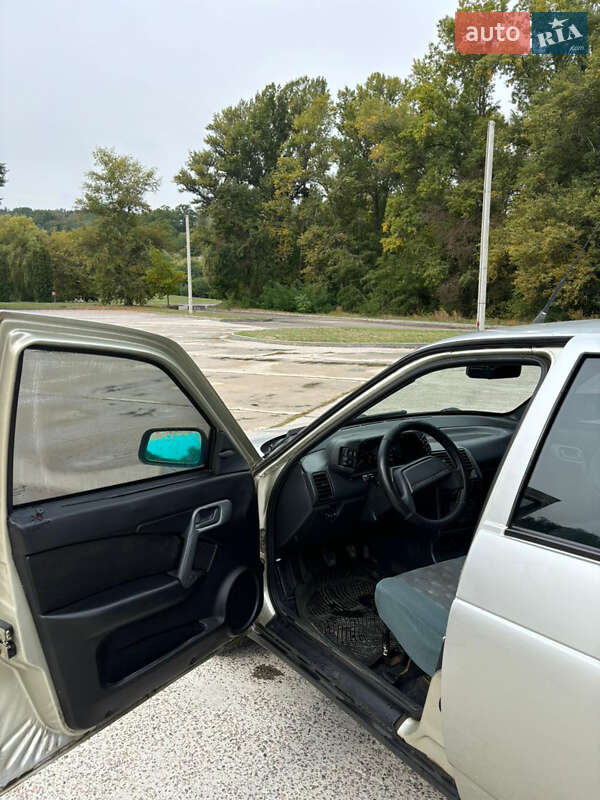 Седан ВАЗ / Lada 2110 2005 в Черкасах