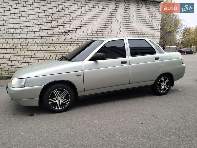 Седан ВАЗ / Lada 2110 2006 в Николаеве