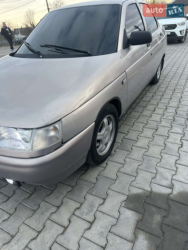 Седан ВАЗ / Lada 2110 2002 в Софиевке фото 3 Седан ВАЗ / Lada 2110 2002 в Софиевке