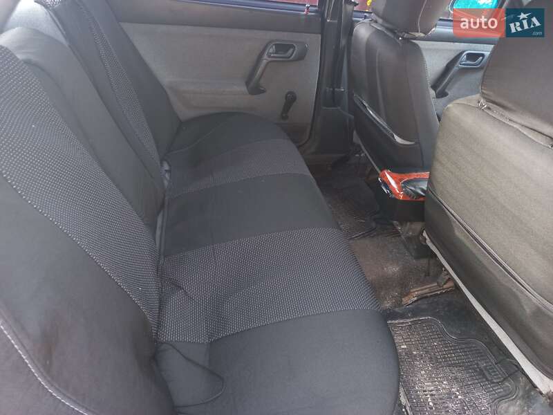 Седан ВАЗ / Lada 2110 2007 в Кременці