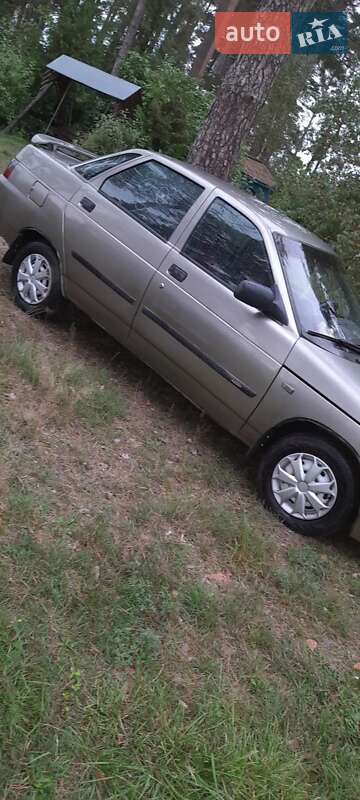 Седан ВАЗ / Lada 2110 2002 в Звягеле