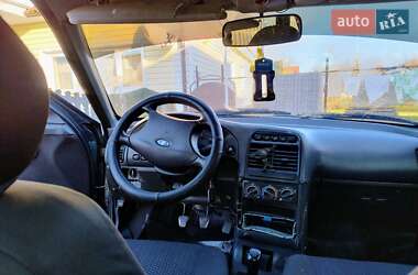 Седан ВАЗ / Lada 2110 2010 в Остроге