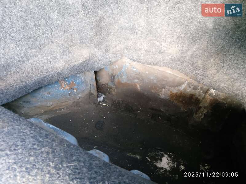 Седан ВАЗ / Lada 2110 2002 в Балаклії фото 23 Седан ВАЗ / Lada 2110 2002 в Балаклії