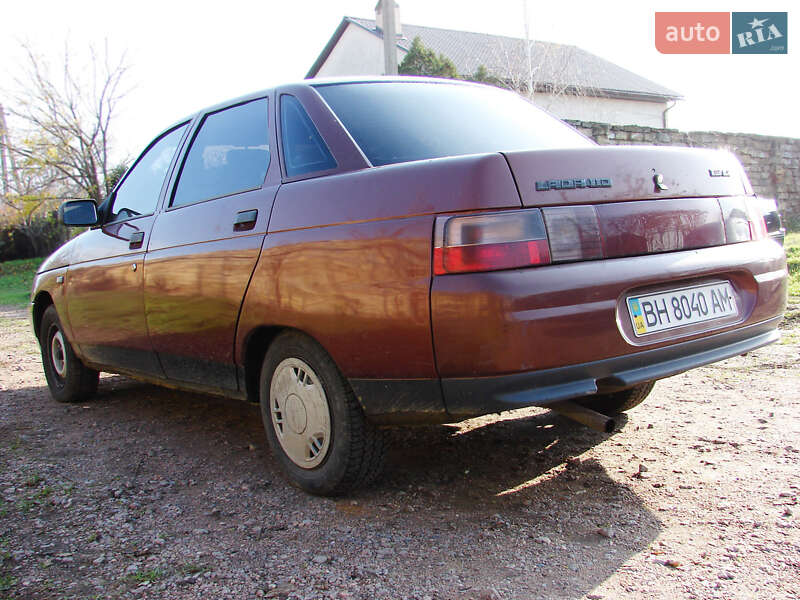 Седан ВАЗ / Lada 2110 1999 в Одессе