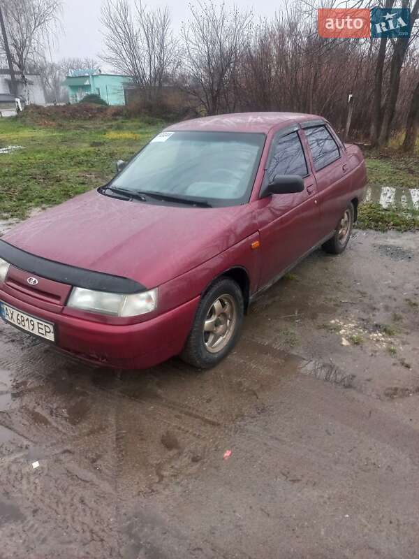 Седан ВАЗ / Lada 2110 2000 в Харькове