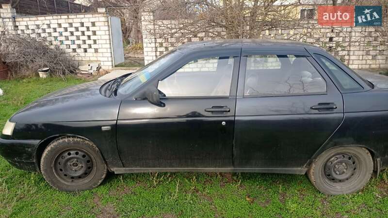 Седан ВАЗ / Lada 2110 2006 в Николаеве