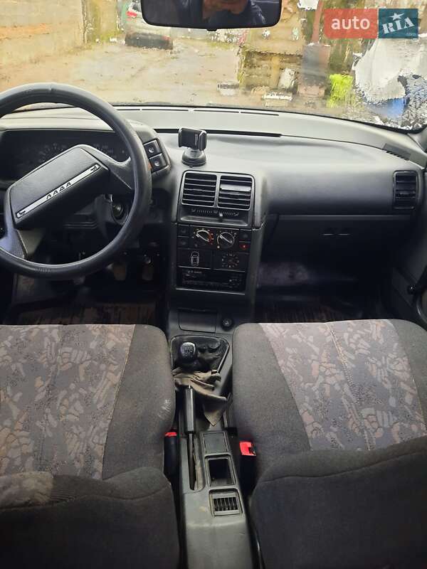 Седан ВАЗ / Lada 2110 2001 в Буську