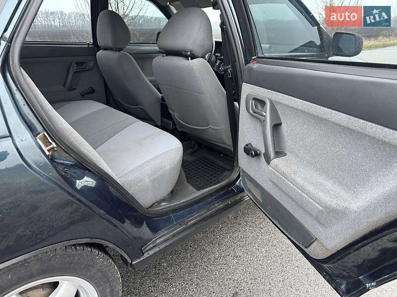 Седан ВАЗ / Lada 2110 2007 в Мені фото 23 Седан ВАЗ / Lada 2110 2007 в Мені