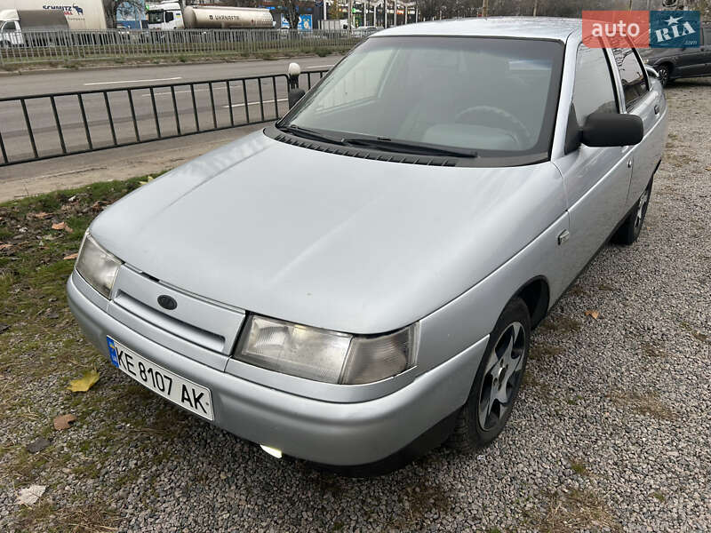 Седан ВАЗ / Lada 2110 2002 в Днепре
