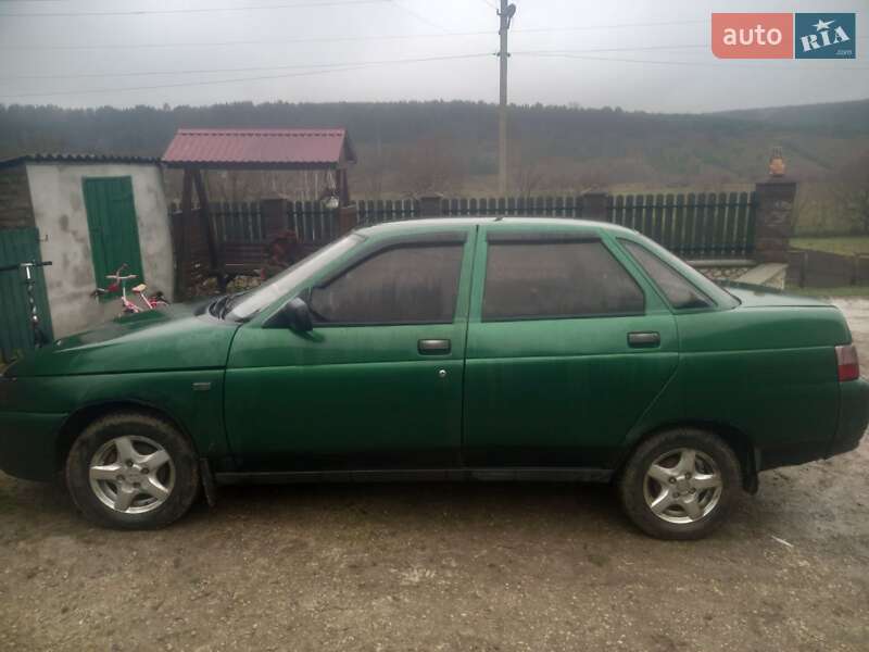 Седан ВАЗ / Lada 2110 2000 в Вишнівці
