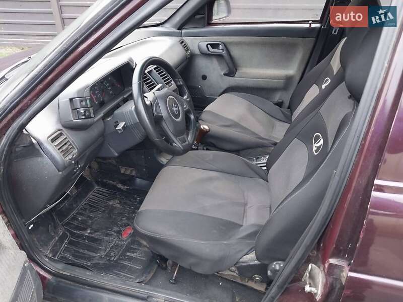 Седан ВАЗ / Lada 2110 2000 в Ніжині