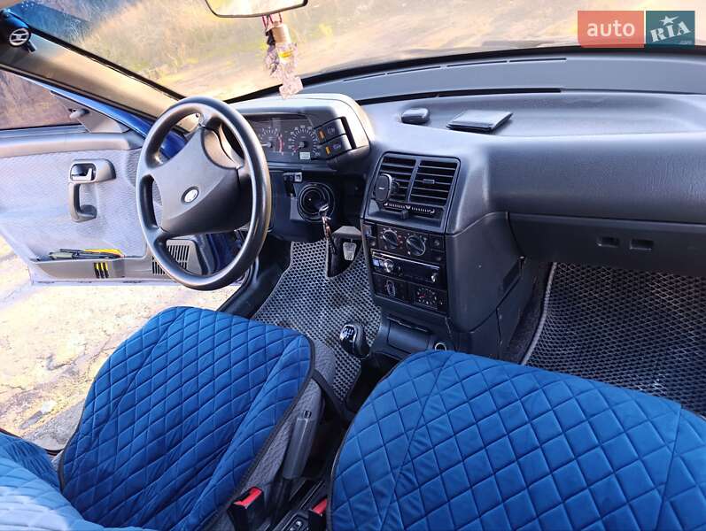 Седан ВАЗ / Lada 2110 2003 в Золочеві фото 11 Седан ВАЗ / Lada 2110 2003 в Золочеві