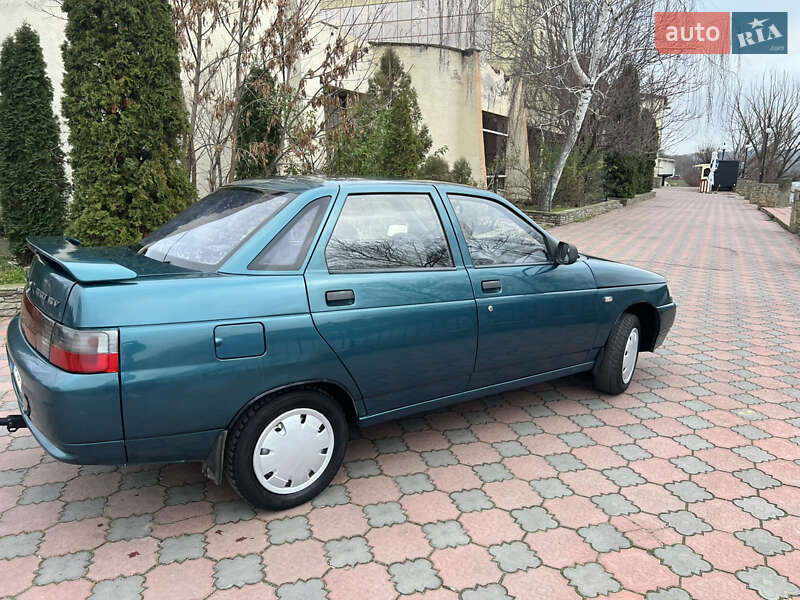 Седан ВАЗ / Lada 2110 2001 в Могилів-Подільському