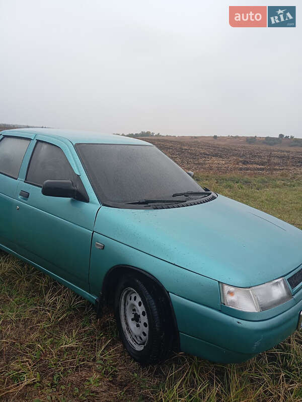 Седан ВАЗ / Lada 2110 1999 в Магдалиновке
