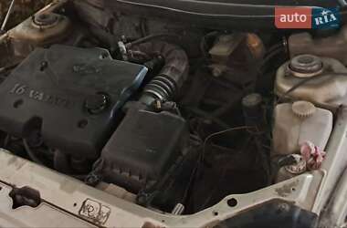 Седан ВАЗ 2110 2006 в Староконстантинове