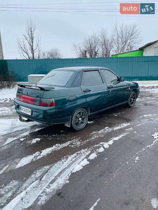 Седан ВАЗ / Lada 2110 2002 в Малой Виске