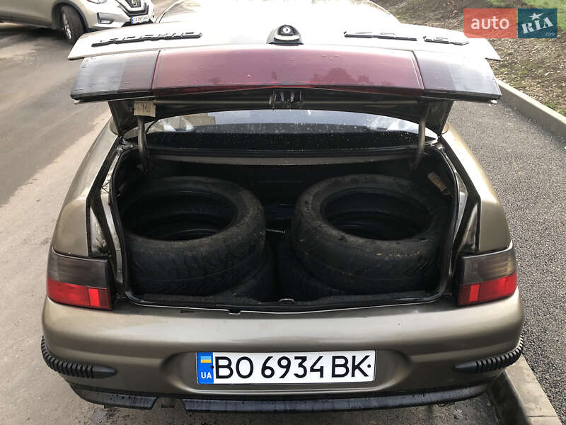 Седан ВАЗ / Lada 2110 2001 в Умани