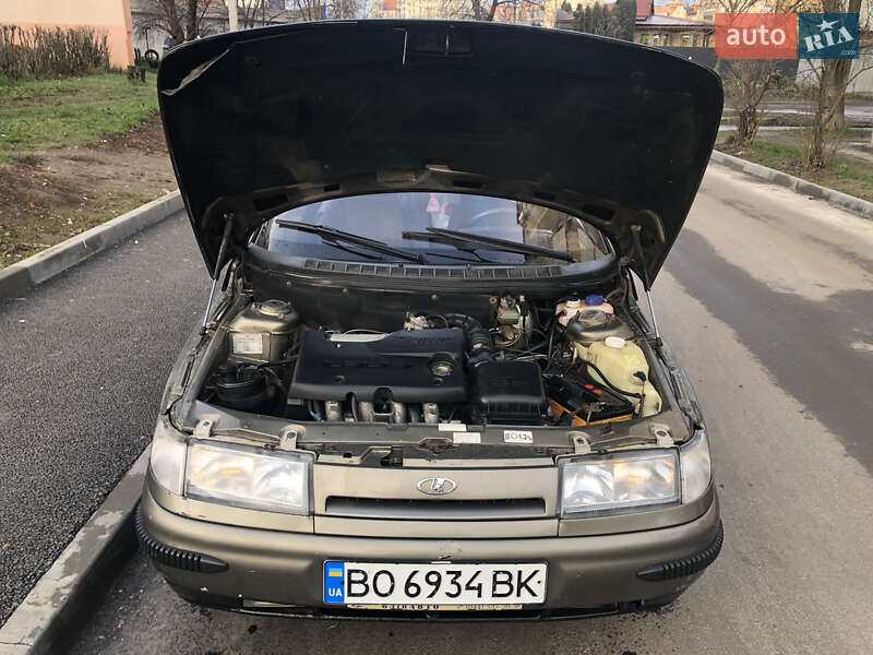 Седан ВАЗ / Lada 2110 2001 в Умани