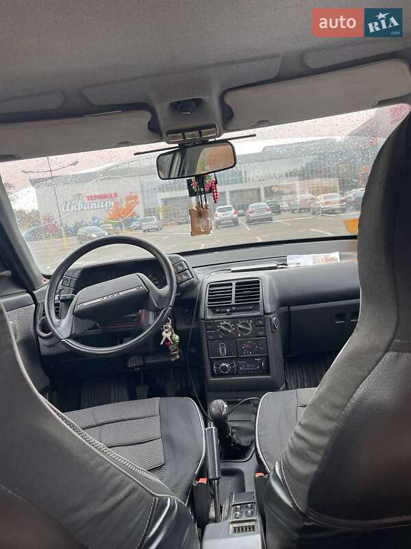 Седан ВАЗ / Lada 2110 2002 в Броварах фото 4 Седан ВАЗ / Lada 2110 2002 в Броварах