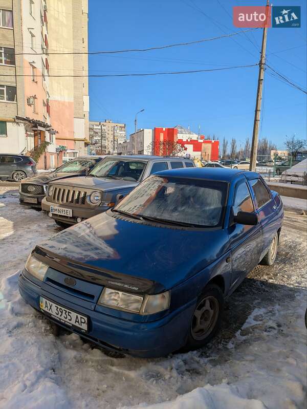 Седан ВАЗ / Lada 2110 2000 в Сумах