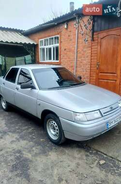 Седан ВАЗ 2110 2001 в Тростянце