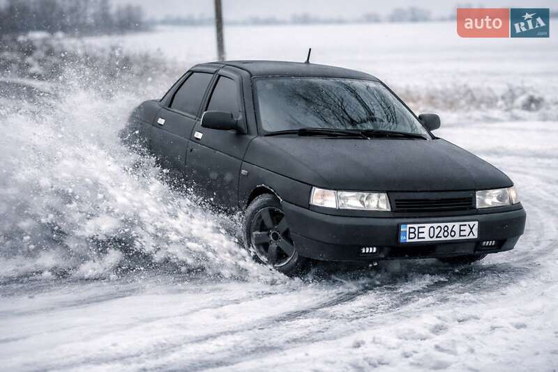 ВАЗ / Lada 2110 2002