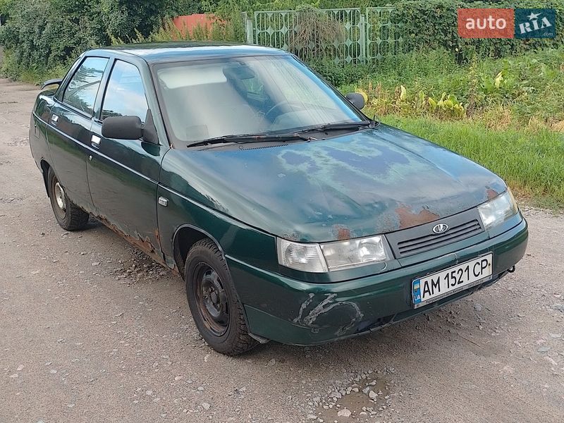 Седан ВАЗ / Lada 2110 2003 в Киеве