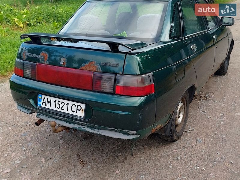 Седан ВАЗ / Lada 2110 2003 в Киеве