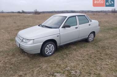 Седан ВАЗ 2110 2004 в Синельниковому