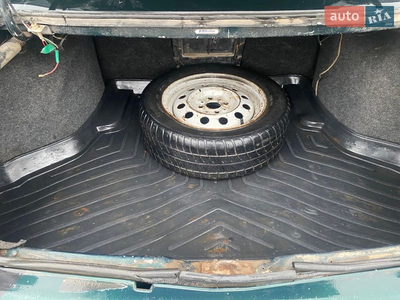 Седан ВАЗ / Lada 2110 2002 в Изяславе