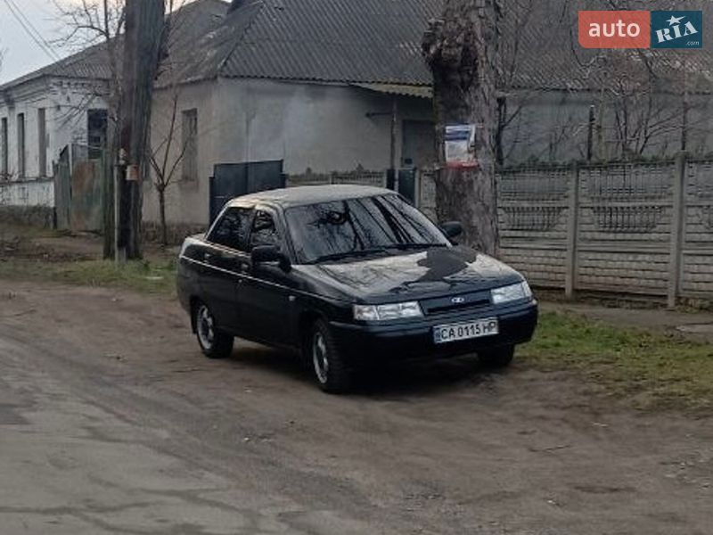 ВАЗ / Lada 2110 2005