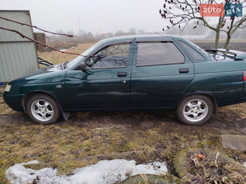 Седан ВАЗ / Lada 2110 2003 в Сумах
