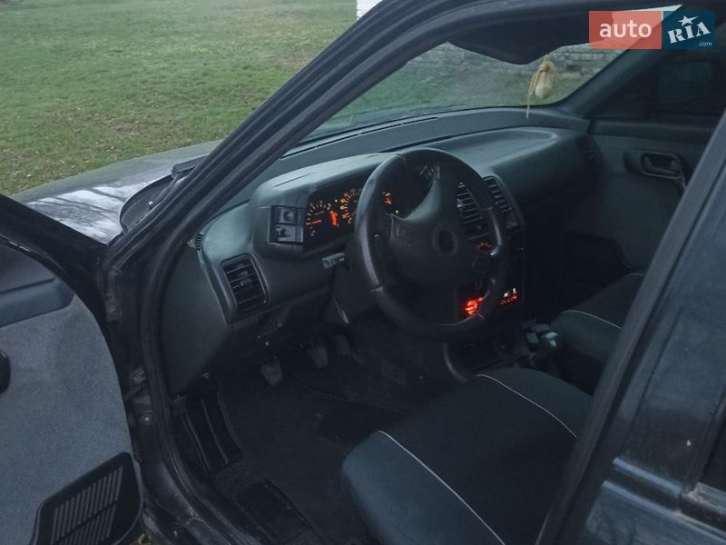 Седан ВАЗ / Lada 2110 2005 в Новых Санжарах фото 3 Седан ВАЗ / Lada 2110 2005 в Новых Санжарах