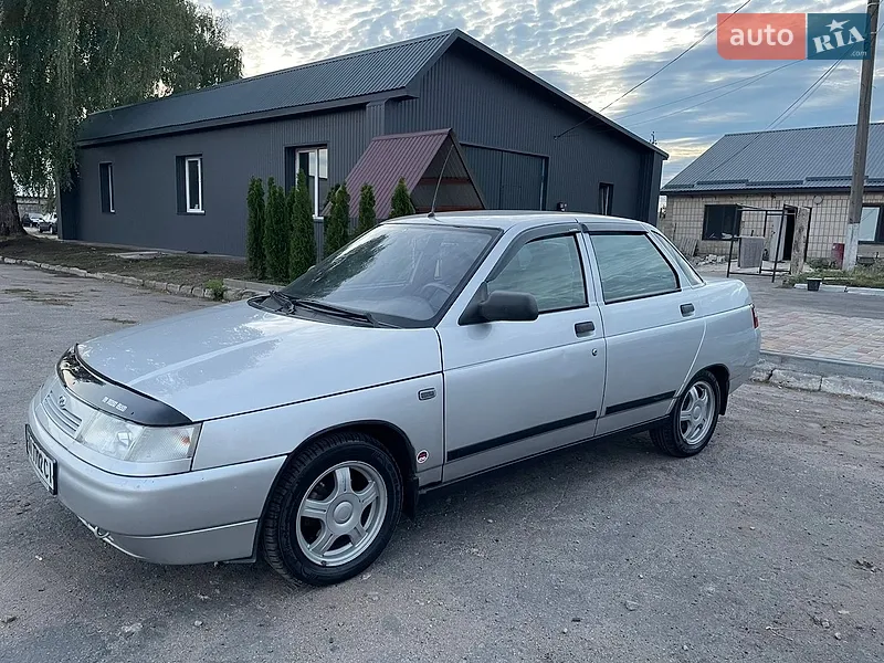ВАЗ / Lada 2110