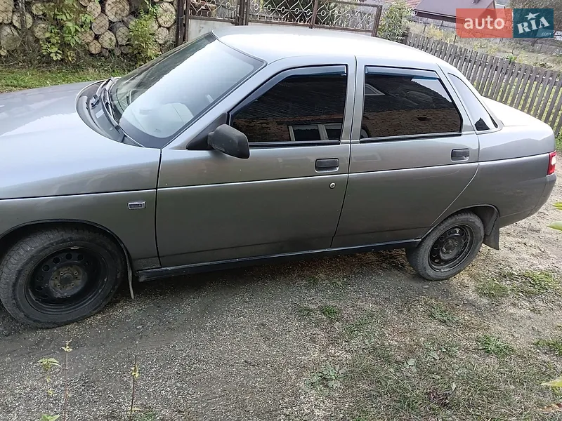 ВАЗ / Lada 2110