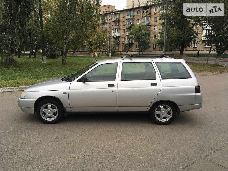 Универсал ВАЗ / Lada 2111 2010 в Киеве