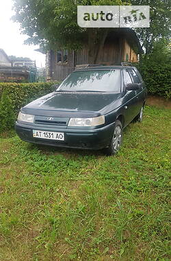 Внедорожник / Кроссовер ВАЗ / Lada 2111 2002 в Косове