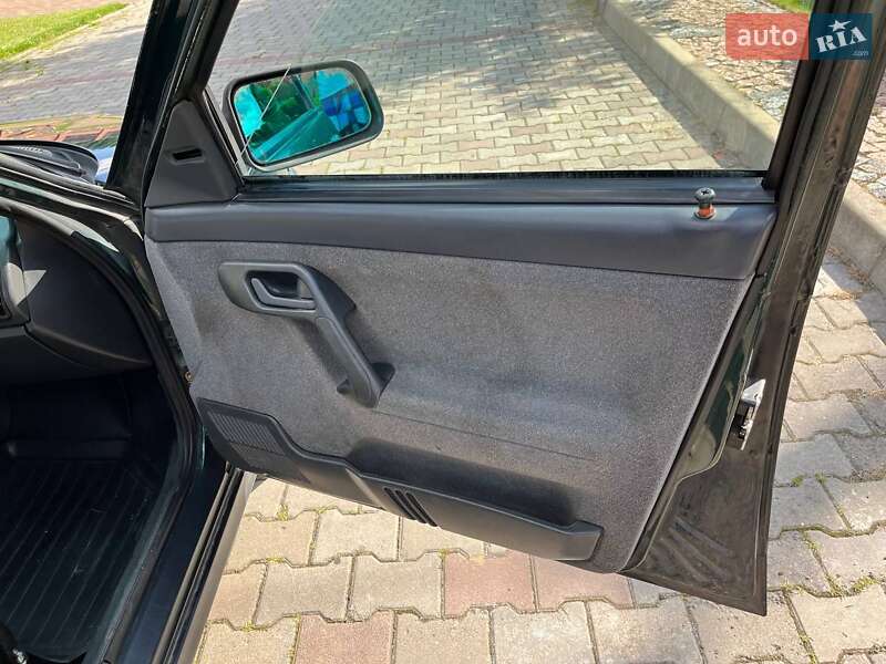 Універсал ВАЗ / Lada 2111 2004 в Луцьку