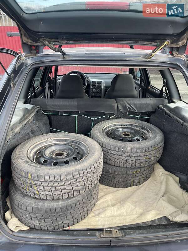 Универсал ВАЗ / Lada 2111 2005 в Вольнянске