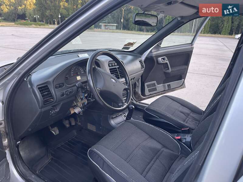 Універсал ВАЗ / Lada 2111 2010 в Каневі