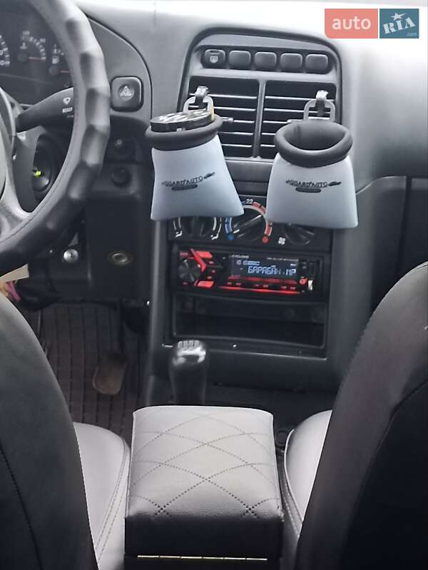 Универсал ВАЗ / Lada 2111 2010 в Изюме фото 11 Универсал ВАЗ / Lada 2111 2010 в Изюме