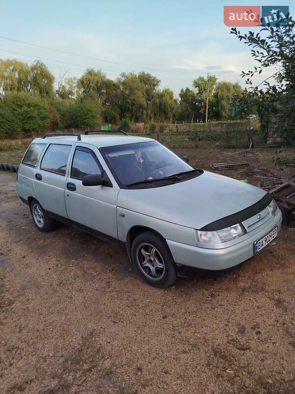 ВАЗ / Lada 2111 2002