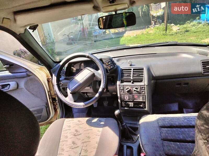 Універсал ВАЗ / Lada 2111 2007 в Великих Лучках