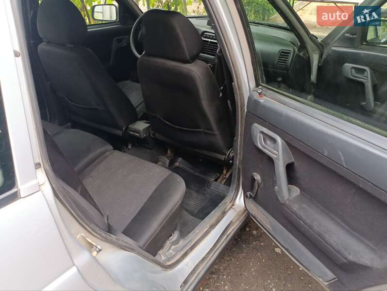 Универсал ВАЗ / Lada 2111 2010 в Харькове фото 12 Универсал ВАЗ / Lada 2111 2010 в Харькове