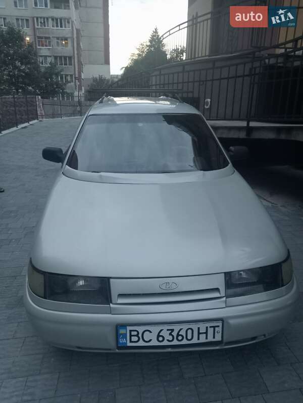 Универсал ВАЗ / Lada 2111 2004 в Львове