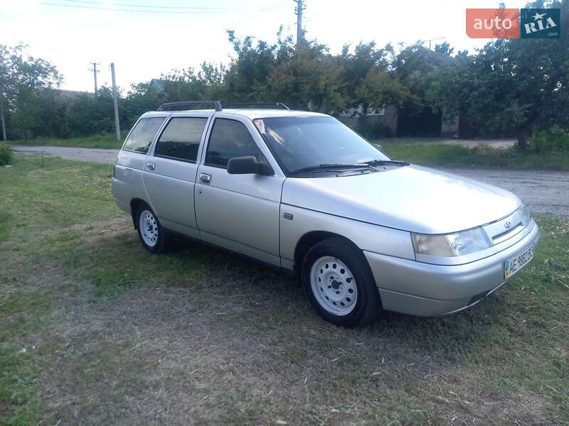 Универсал ВАЗ / Lada 2111 2006 в Каменском
