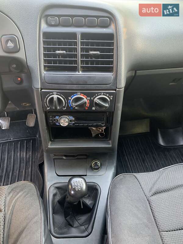 Универсал ВАЗ / Lada 2111 2008 в Харькове фото 6 Универсал ВАЗ / Lada 2111 2008 в Харькове