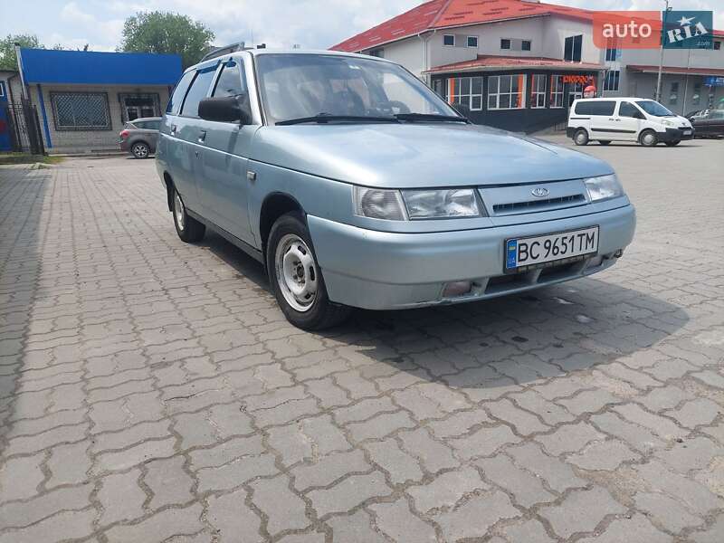 ВАЗ / Lada 2111 2002